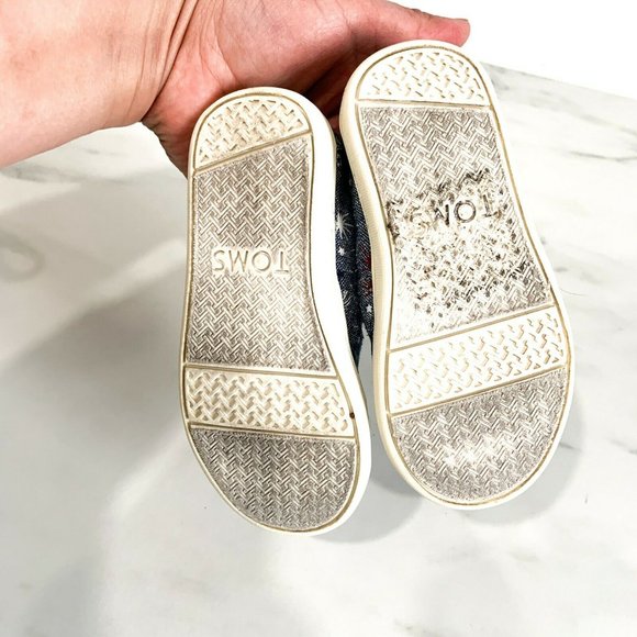 [SOLD] Toms Kids Size 7 Glow in the dark Fireworks Tiny Alpargatas Shoes - Picture 3 of 5
